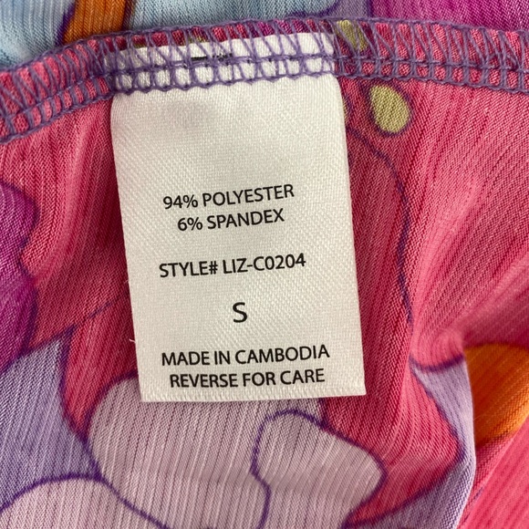 Dear Scarlet | NWT Women’s Vibrant Bright Neon Floral V-Neck 3/4 Sleeve Blouse - Picture 8 of 9